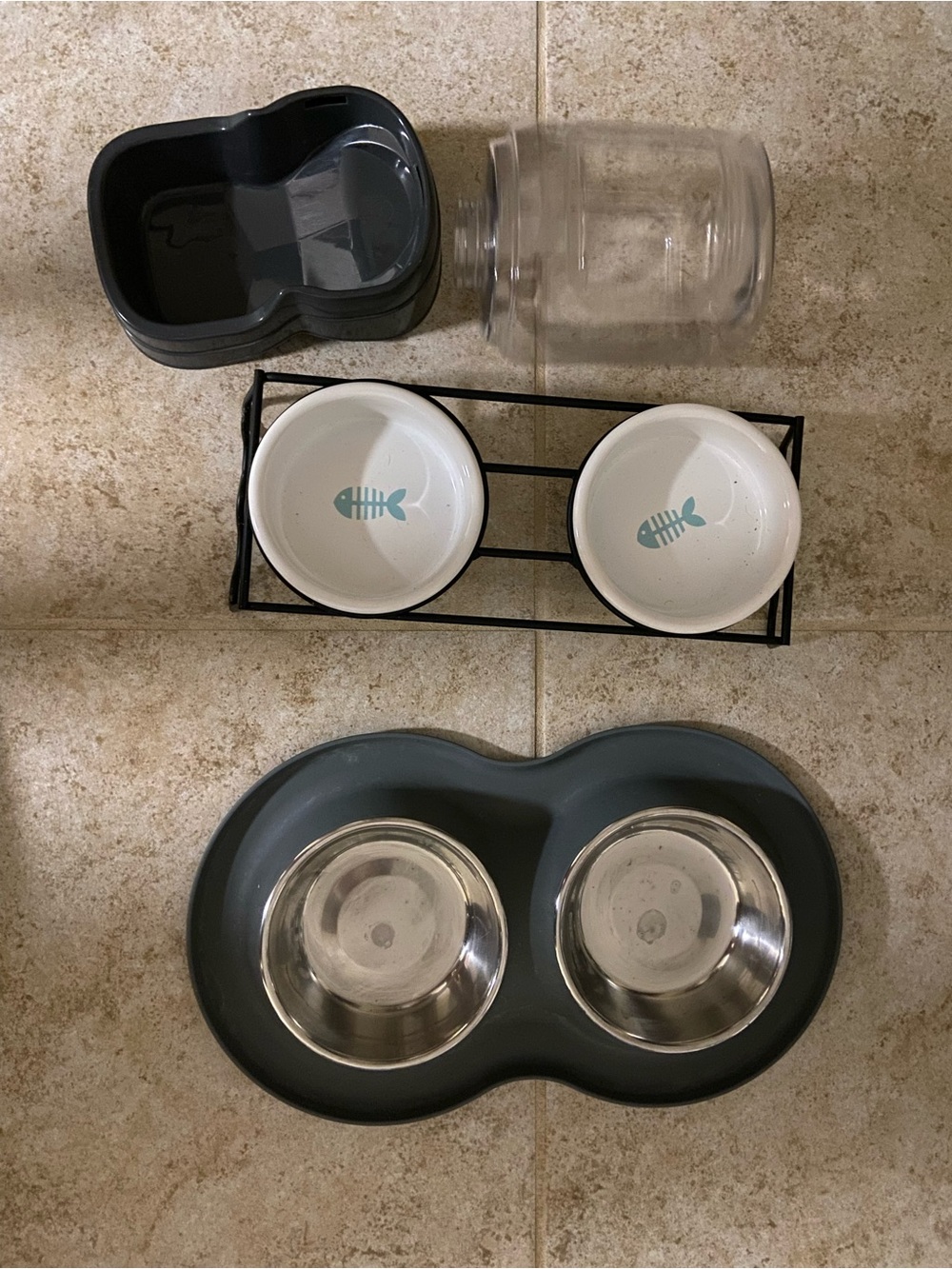 Double Pet Feeding Station Set - Gray & White Bowls